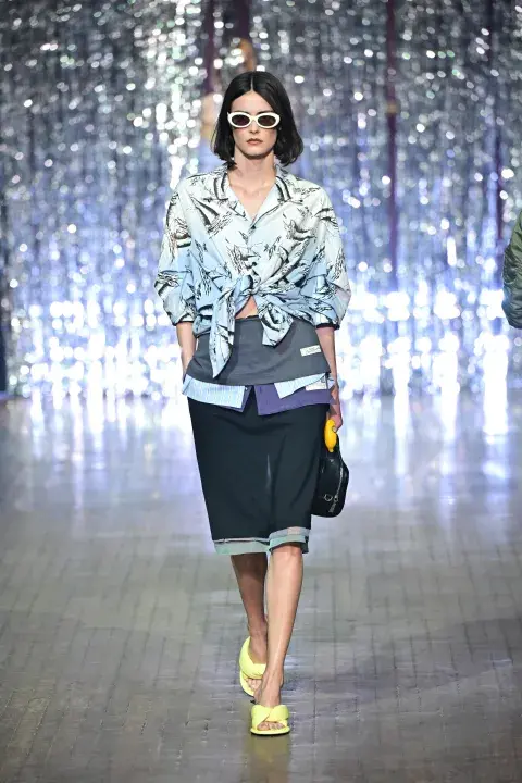 Desfile de Maison Mihara Yasuhiro, primavera/verano 2025 Desfile de Maison Mihara Yasuhiro, primavera/verano 2025