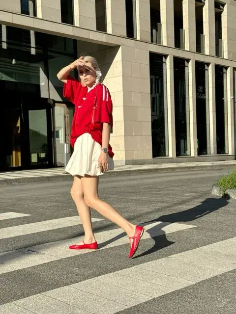 Mujer por las calles de Nueva York. Mujer por las calles de Nueva York.