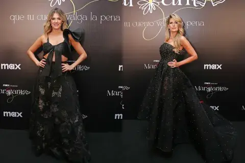Mery del Cerro e isabel Macedo con looks de gala para el lanzamiento Mery del Cerro e isabel Macedo con looks de gala para el lanzamiento