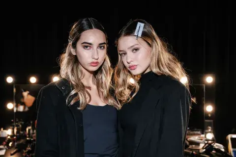 Foto de dos modelos durante el BAF Week. Foto de dos modelos durante el BAF Week.