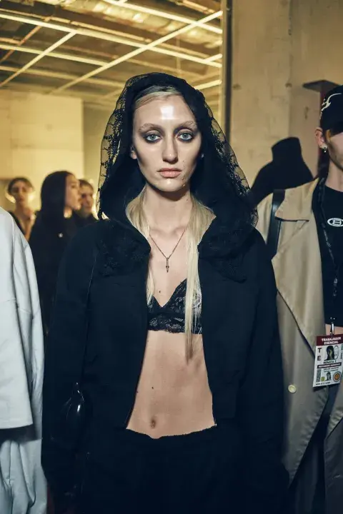 Foto de una modelo mujer durante el BAF Week. Foto de una modelo mujer durante el BAF Week.