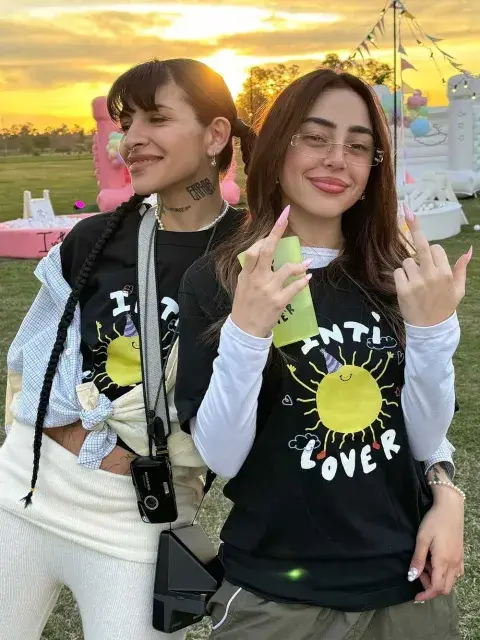 Cazzu y Nicki Nicole en el cumpleaños de Inti