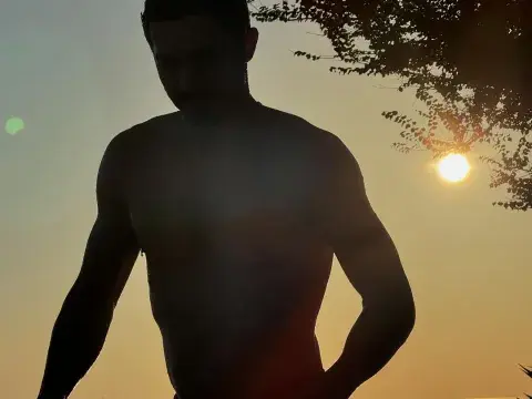 Foto del Chino Darín subida por Úrsula Corberó en Instagram. Foto del Chino Darín subida por Úrsula Corberó en Instagram.