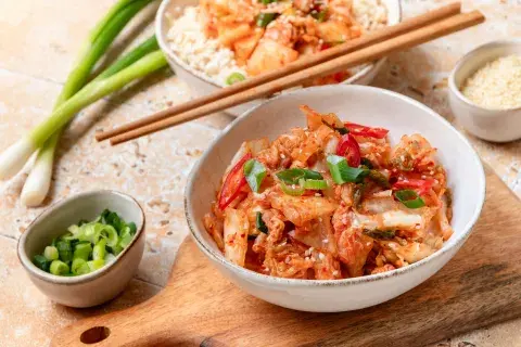 plato de kimchi plato de kimchi