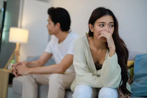 Una pareja enojada Una pareja enojada