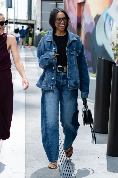 Invitada a un desfile de la semana de la moda en Nueva York. Invitada a un desfile de la semana de la moda en Nueva York.