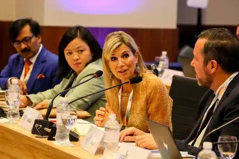 Máxima Zorreguieta vuelve a ocupar los titulares de los portales del mundo. La reina de los Países Bajos voló a a Río de Janeiro para asistir al G20 de Brasil. Máxima Zorreguieta vuelve a ocupar los titulares de los portales del mundo. La reina de los Países Bajos voló a a Río de Janeiro para asistir al G20 de Brasil.