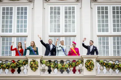 Foto de Máxima Zorreguieta y la familia real neerlandesa en el Prinsjesdag 2024. Foto de Máxima Zorreguieta y la familia real neerlandesa en el Prinsjesdag 2024.