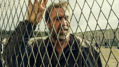 Imágen de la serie de Netflix, Recursos inhumanos. Imágen de la serie de Netflix, Recursos inhumanos.