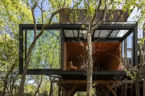 Casa libélula, en el Delta del Tigre. Casa libélula, en el Delta del Tigre.