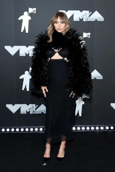 Suki Waterhouse en la alfombra roja de los MTV VMAs 2024. Suki Waterhouse en la alfombra roja de los MTV VMAs 2024.