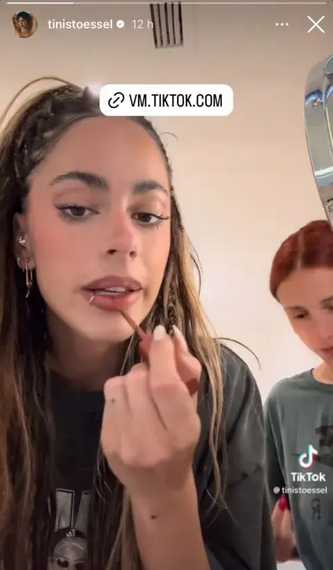 Foto de Tini Stoessel de Instagram. Foto de Tini Stoessel de Instagram.