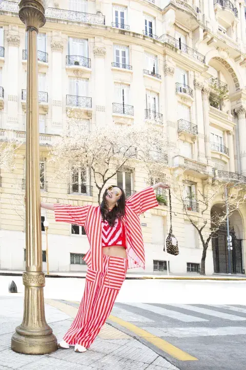 Chica portuguesa Chica portuguesa