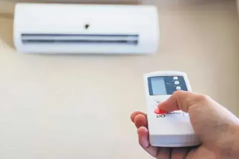 Antes de limpiar los filtros hay que desconectar el aire Antes de limpiar los filtros hay que desconectar el aire