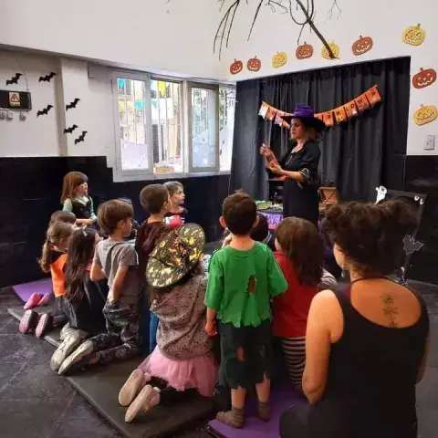 Batacazo de arte: van a tener distintas actividades de Halloween. Batacazo de arte: van a tener distintas actividades de Halloween.