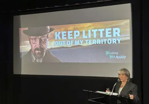 Presentación de la campaña Breaking Bad Habits. Presentación de la campaña Breaking Bad Habits.