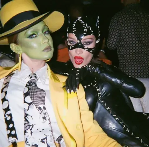 Bella Hadid y Gigi Hadid en Halloween Bella Hadid y Gigi Hadid en Halloween