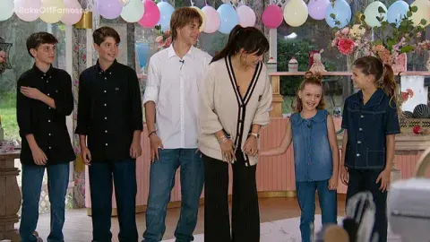 Foto de los hijos de Wanda Nara en Bake Off Famosos. Foto de los hijos de Wanda Nara en Bake Off Famosos.