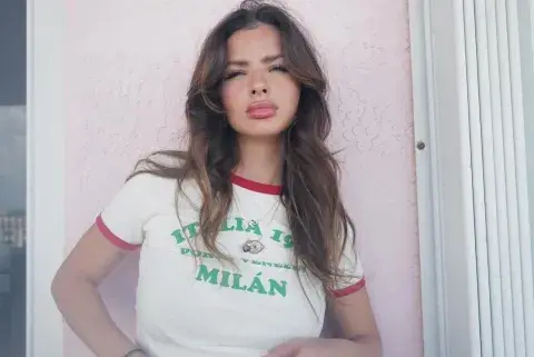 Una foto de la China Suárez. Una foto de la China Suárez.