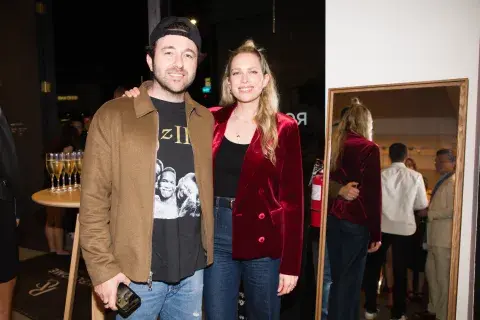 Foto de Simon Tikhman y Erin Foster. Foto de Simon Tikhman y Erin Foster.