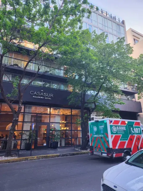 Foto del operativo del SAME en Palermo. Foto del operativo del SAME en Palermo.