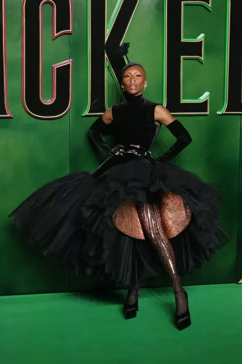 Cynthia Erivo en la premiere de Wicked en Londres.