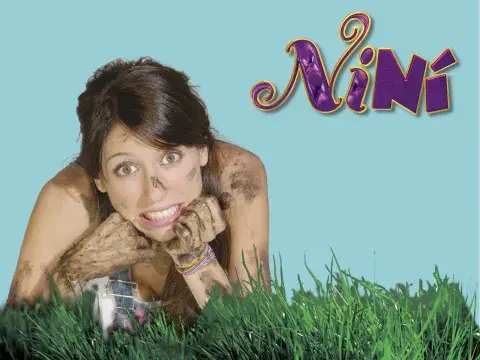 Foto de Florencia Bertotti en Niní.