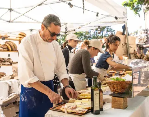 Se viene la última edición 2024 de la Feria Francesa. Se viene la última edición 2024 de la Feria Francesa.