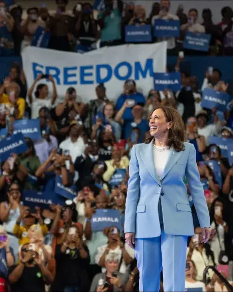 Una foto de Kamala Harris. Una foto de Kamala Harris.