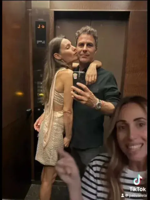 Pampita Ardohain y Martín Pepa muy enamorados Pampita Ardohain y Martín Pepa muy enamorados