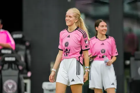 Vicky vivió la experiencia de ser jugadora del Inter Miami por un día Vicky vivió la experiencia de ser jugadora del Inter Miami por un día
