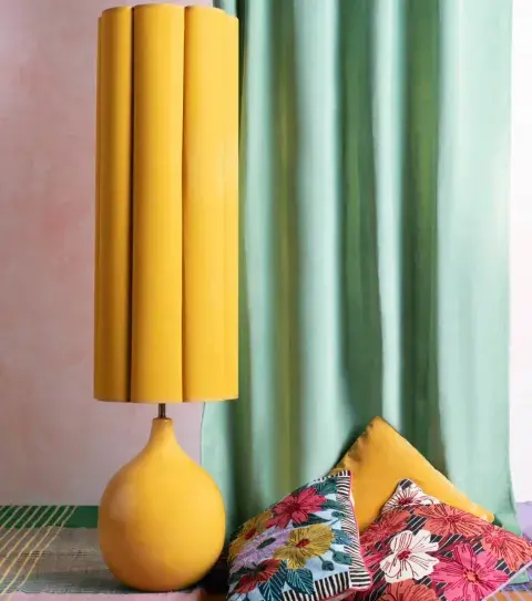 Foto de Pinterest de ambiente sobrecargado de colores.