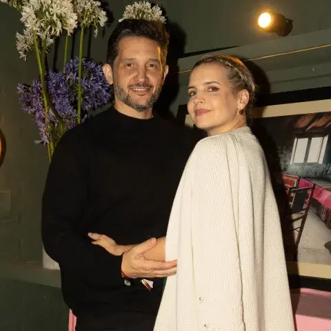 El look de Sabrina Garciarena y Germán Paoloski en Punta del Este. El look de Sabrina Garciarena y Germán Paoloski en Punta del Este.