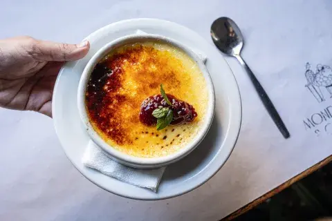 Restaurantes buenos, bonitos y baratos para despedir el año con amigos o compañeros de trabajo. Restaurantes buenos, bonitos y baratos para despedir el año con amigos o compañeros de trabajo.