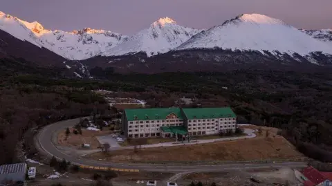 Wyndham Garden Hotel del Glaciar – Ushuaia Wyndham Garden Hotel del Glaciar – Ushuaia