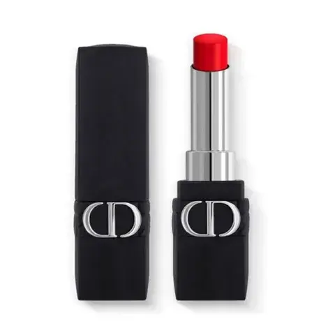 Un labial en color rojo Un labial en color rojo