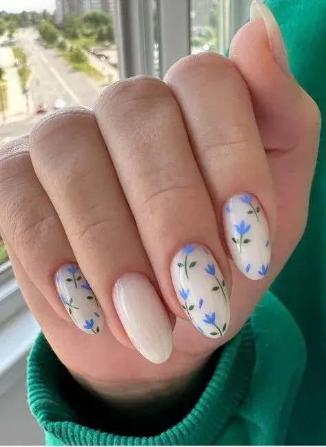 Flower nails Flower nails