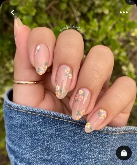 Flower nails Flower nails