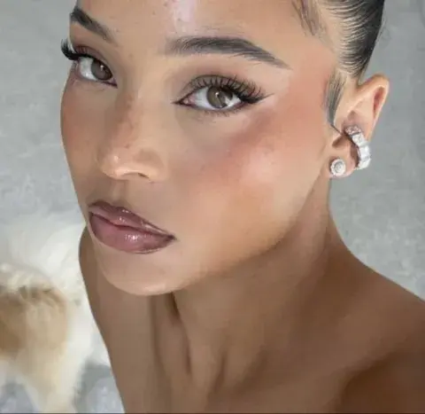 el Cinnamon roll makeup el Cinnamon roll makeup