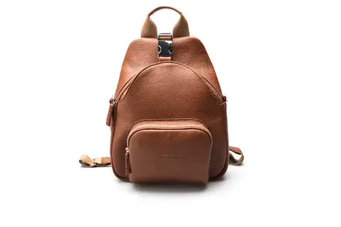 Mochila de cuero marrón (Oggi $159.999) Mochila de cuero marrón (Oggi $159.999)