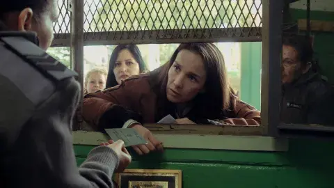 Foto de Natalia Oreiro en  la nueva película argentina de Netflix, La mujer de la fila.