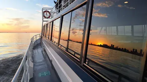 Navegar en el Río de la Plata: un plan familiar increíble. Navegar en el Río de la Plata: un plan familiar increíble.