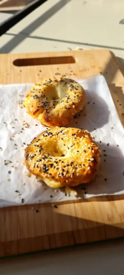 1. Bagels Fit con solo 2 ingredientes 1. Bagels Fit con solo 2 ingredientes