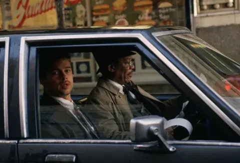 Brad Pitt y Morgan Freeman en una escena de "Seven" Brad Pitt y Morgan Freeman en una escena de "Seven"