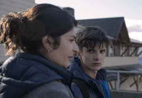 Soledad Villamil y Matías Recalt en Atrapados, serie argentina de Netflix. Soledad Villamil y Matías Recalt en Atrapados, serie argentina de Netflix.