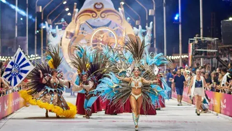 carnaval-gualeguaychu.jpg carnaval-gualeguaychu.jpg