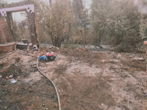 Un terreno arrasado por el fuego. Un terreno arrasado por el fuego.