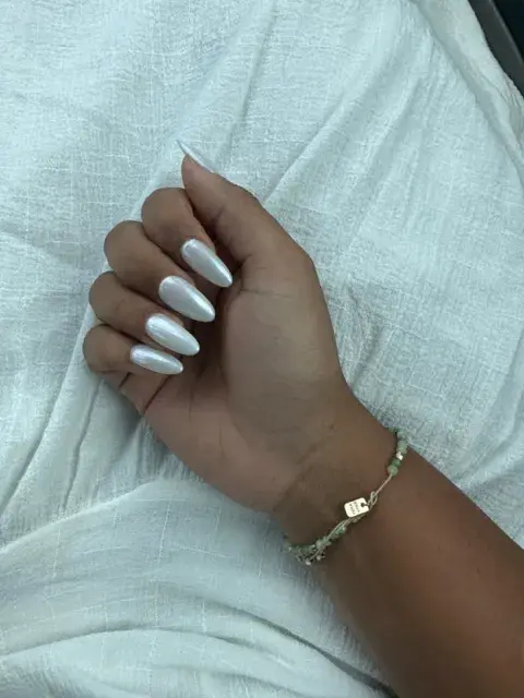 uñas blancas uñas blancas