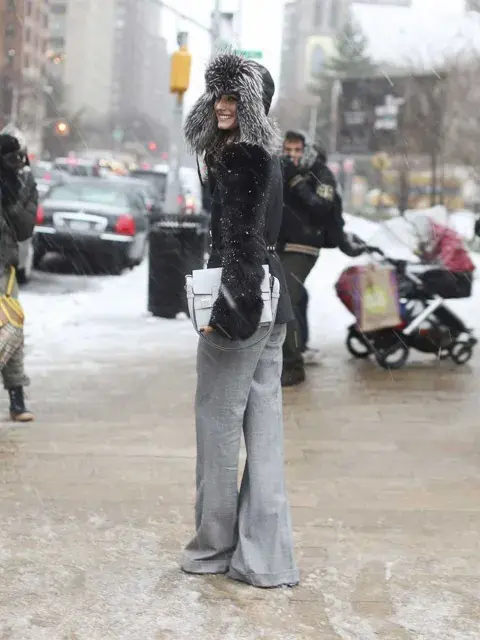 Ushanka, este gorro tradicional ruso proveniente de las zonas rurales que tiene algo de herencia también de los mongoles Ushanka, este gorro tradicional ruso proveniente de las zonas rurales que tiene algo de herencia también de los mongoles