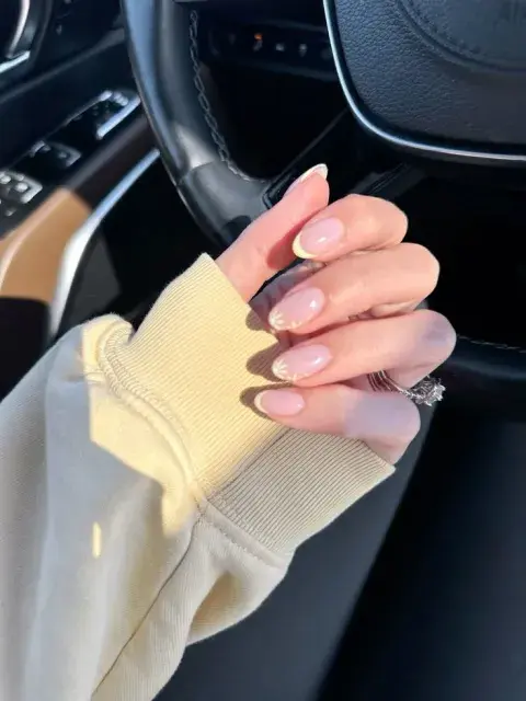 buttercream_nails buttercream_nails